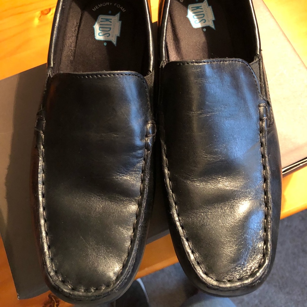 FLORSHEIM- Boys slip on  loafers